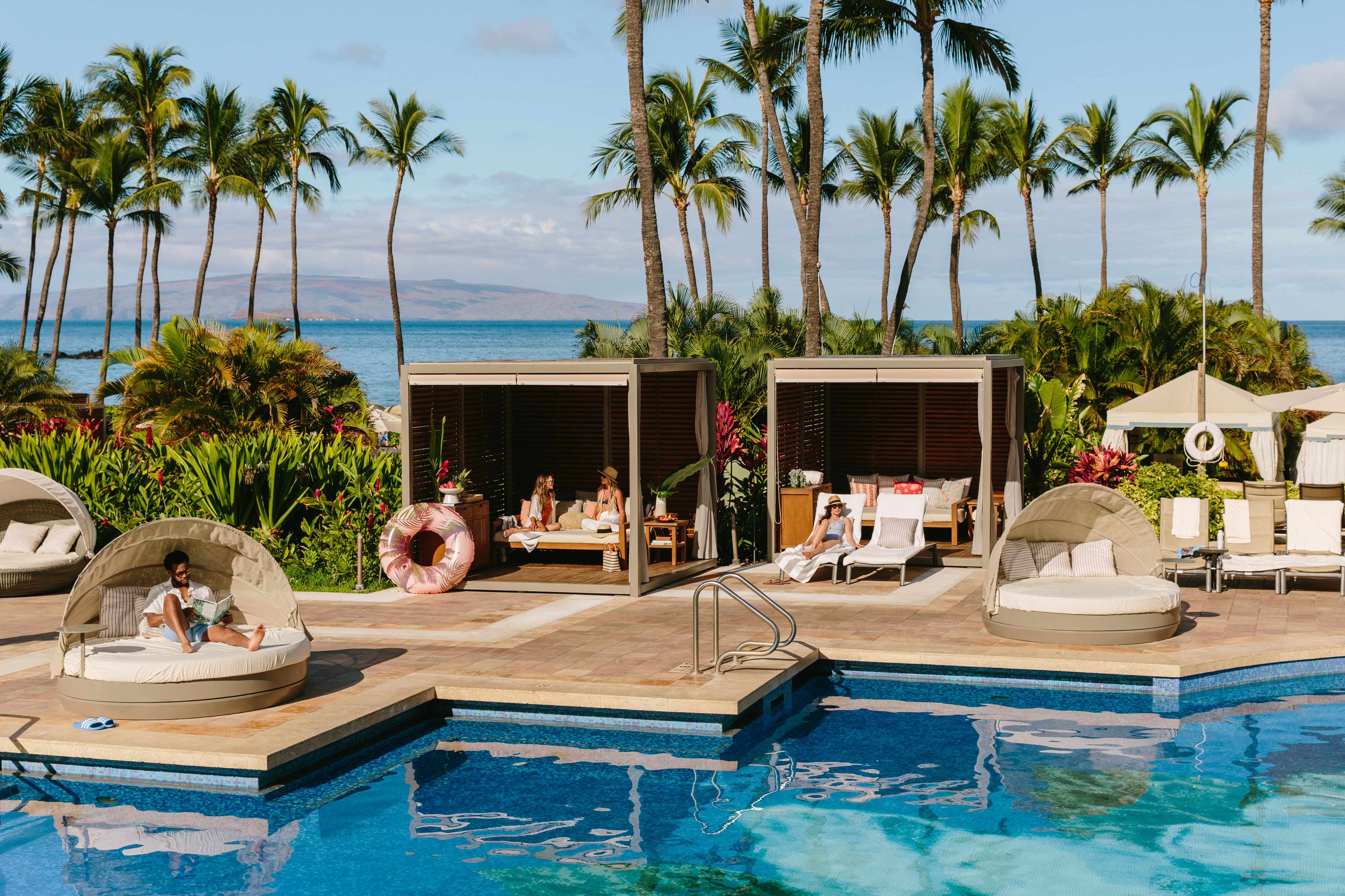 hibiscus pool