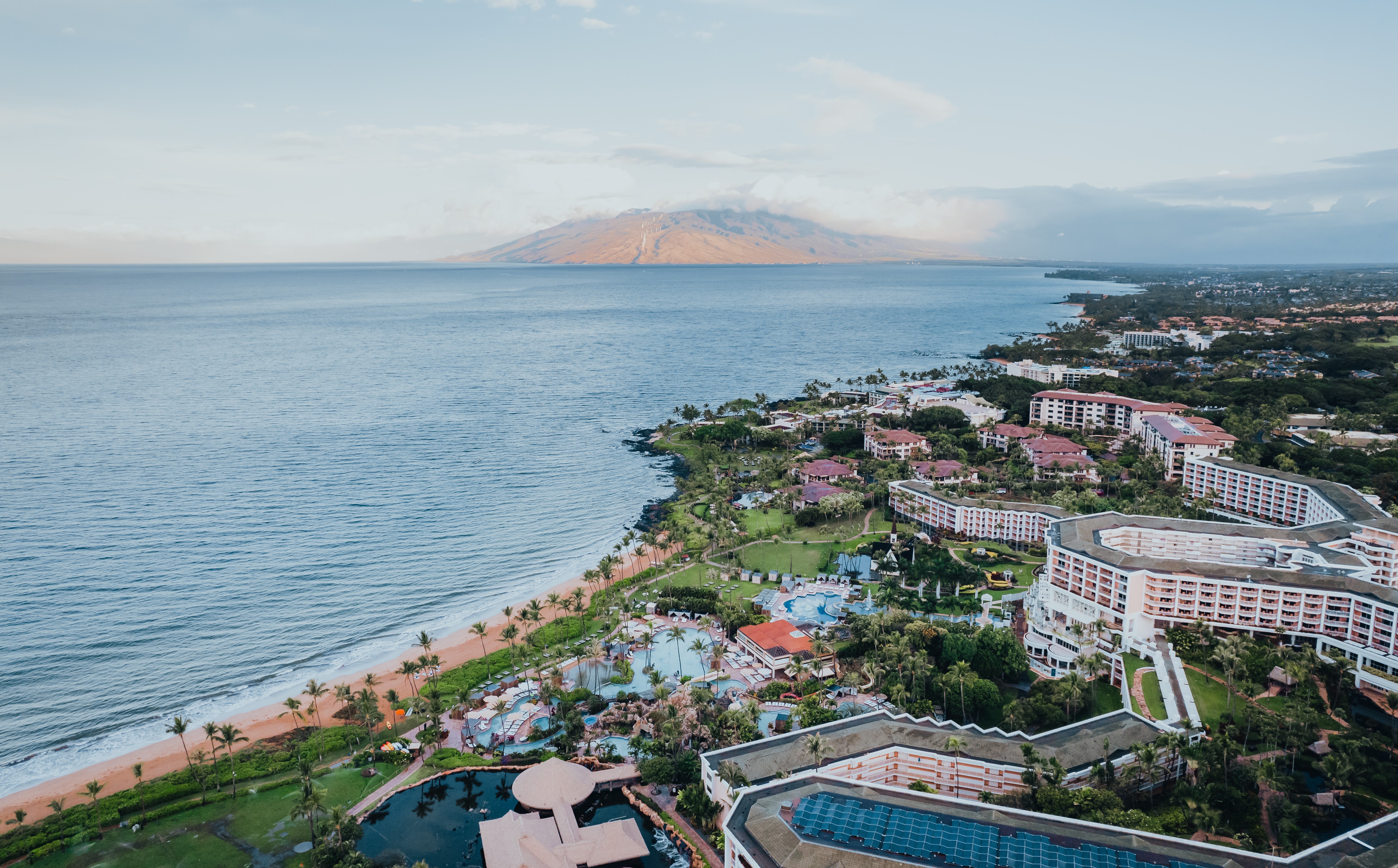 hero of water and west maui mountains