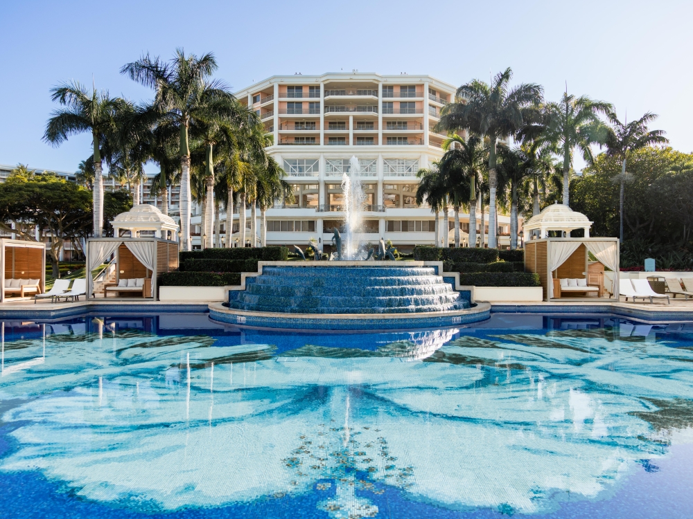 Hibiscus Pool